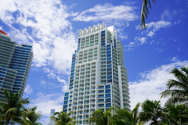 Continuum South Beach North Tower  photo 2